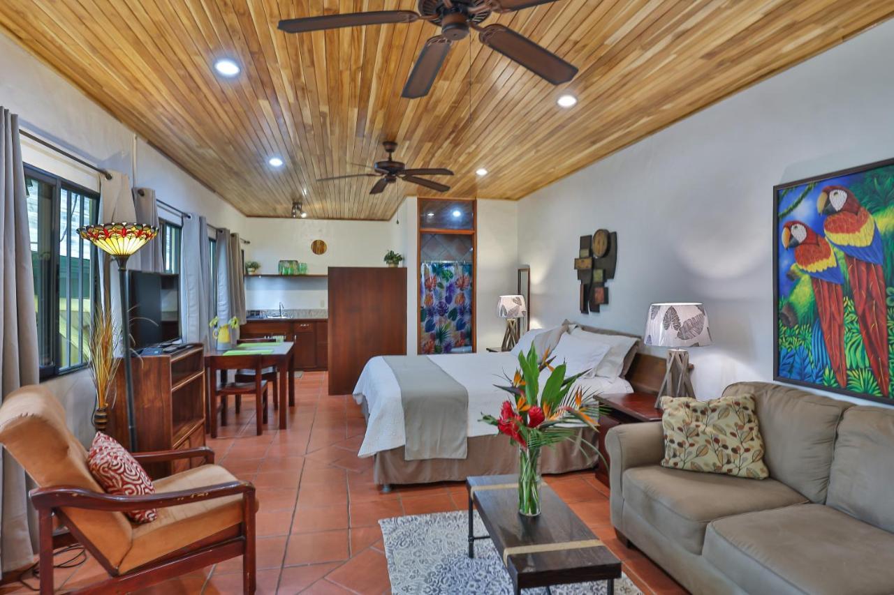 Aparthotel Jungle Creek Manuel Antonio Exteriér fotografie